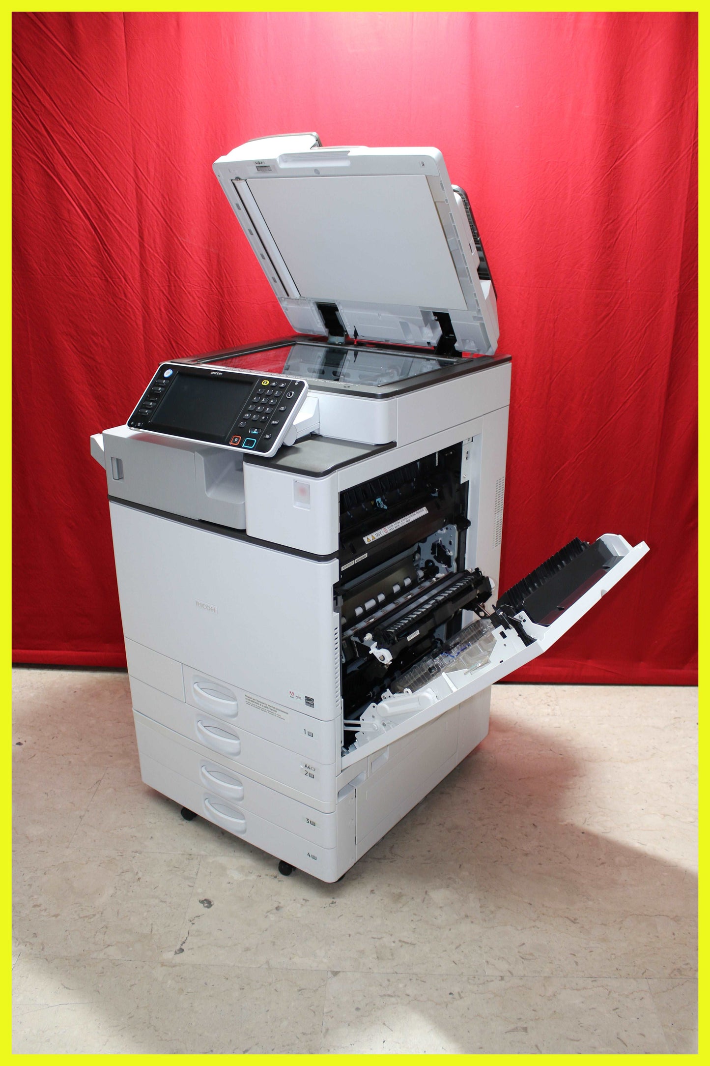 Fotocopiatrice Multifunzione RICOH MPC3003 B/N: 97646 COLORE: 16670