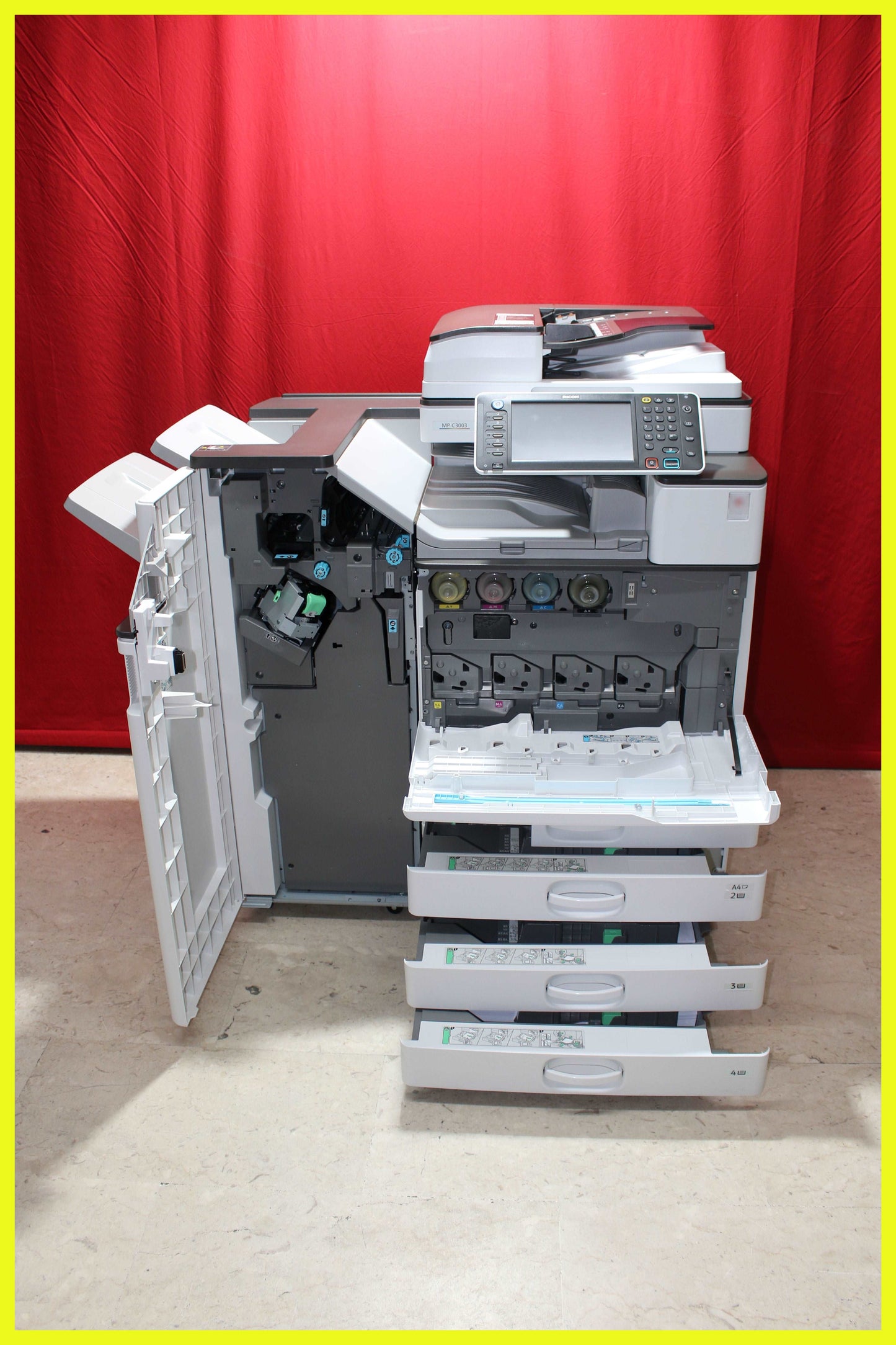 Fotocopiatrice Multifunzione  RICOH MPC3003  B/N: 97646  COLORE: 16670