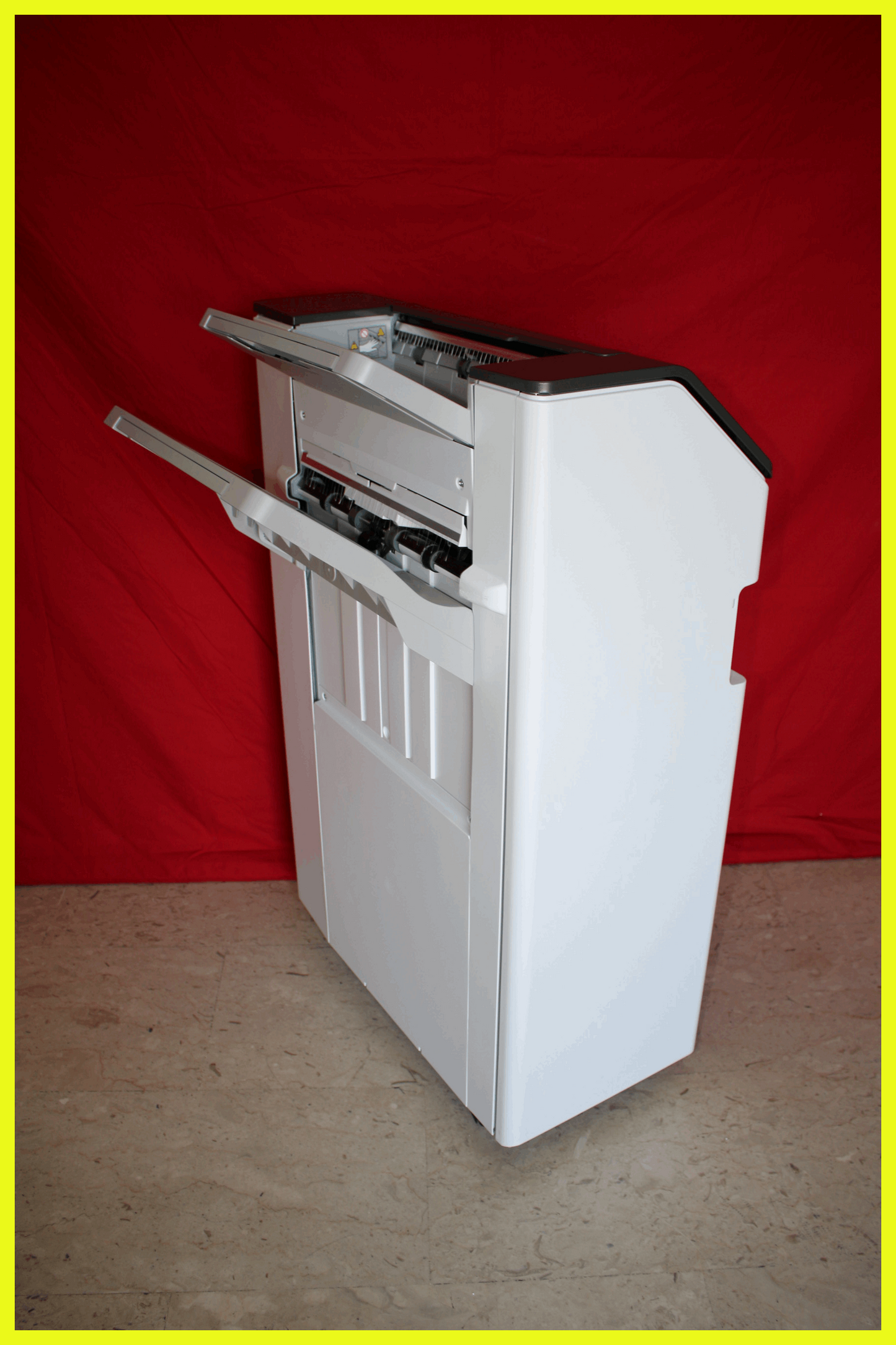 Finisher Ricoh SR3140 Esterno